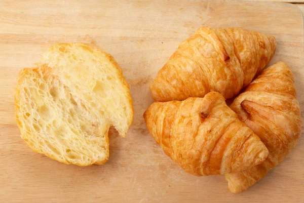 Croissants Wooden Plate Top View Close — Stock Photo, Image