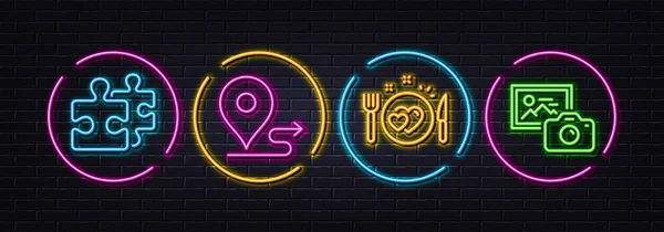 Romantisches Abendessen Puzzle Und Reise Minimale Zeilensymbole Neon Laser Lichter — Stockvektor