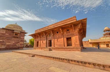 FATEHPUR SIKRI, INDIA - 4 Mart 2018: Uttar Pradesh 'te Panch Mahal' in tarihi kalıntıları.