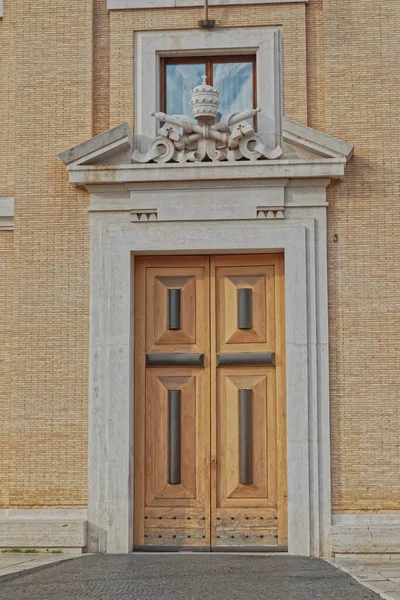 Porta Madeira Velha Praça São Pedro Cidade Vaticano Itália — Fotografia de Stock