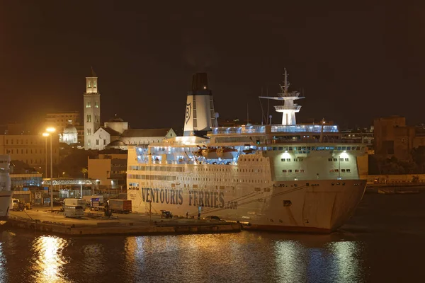Bari Italy September 2019 Anchored Ferry Ventouris Ferries City Port — Stock Photo, Image