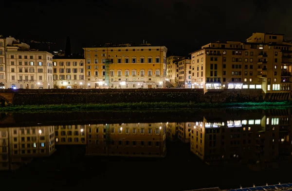 Bâtiments Anciens Avec Reflet Dans Rivière Arno Florence Italie Nuit — Photo