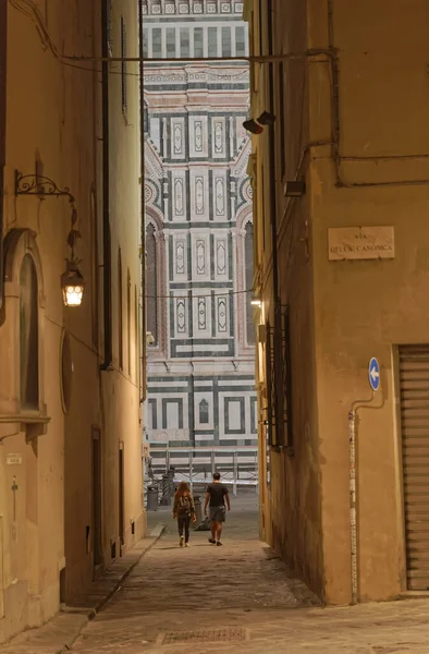 Florença Itália Setembro 2019 Rua Estreita Centro Cidade Velha Noite — Fotografia de Stock