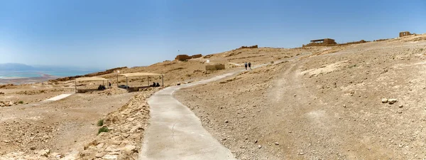 Masada Israel Toukokuu 2016 Turistit Vierailevat Masada Rauniot Antiikin Linnoitus — kuvapankkivalokuva