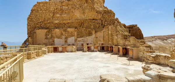 Masada Israel Mai 2016 Turiștii Care Vizitează Ruinele Palatului Masada — Fotografie, imagine de stoc
