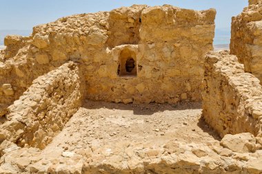 MASADA, ISRAEL - 21 Mayıs 2016: Güney İsrail 'deki antik kalenin Masada kalıntıları.
