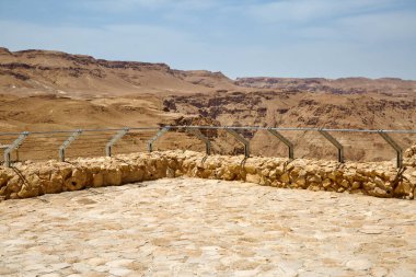 MASADA, ISRAEL - 21 Mayıs 2016: Güney İsrail 'deki antik kalenin Masada kalıntıları.