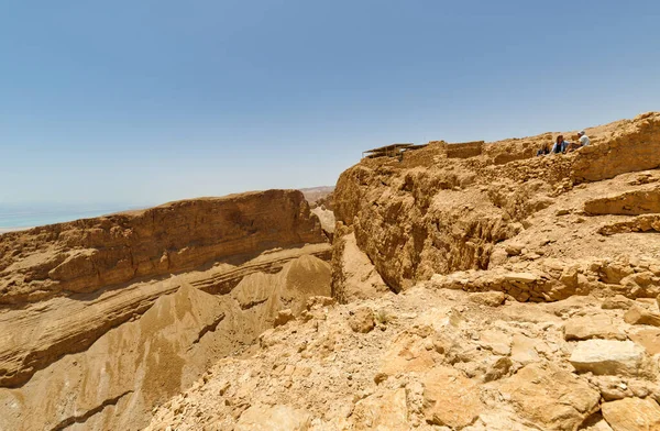 Masada Israel May 2016年 游客参观南塞浦路斯朱迪亚沙漠古堡的Masada遗址 — 图库照片