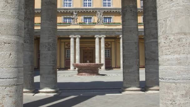 Munich Germany June 2015 Подвір Старої Будівлі Koniginstuasse 107 Замковий — стокове відео