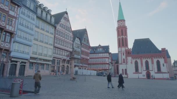 Frankfurt Main Tyskland Januari 2019 Folk Går Förbi Det Historiska — Stockvideo