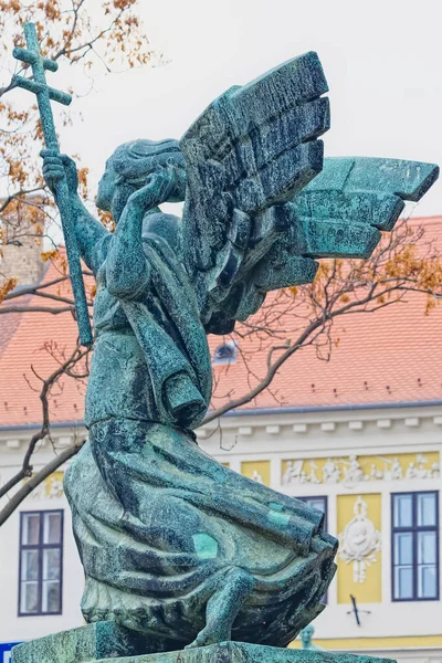 Budapest Hungary November 2018 Bronze Statue Angel Wings Cross His — Stock Photo, Image