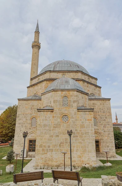 Prizren Kosovo November 2022 Ottoman Sinan Pasha Mosque View Garden — Stock Photo, Image