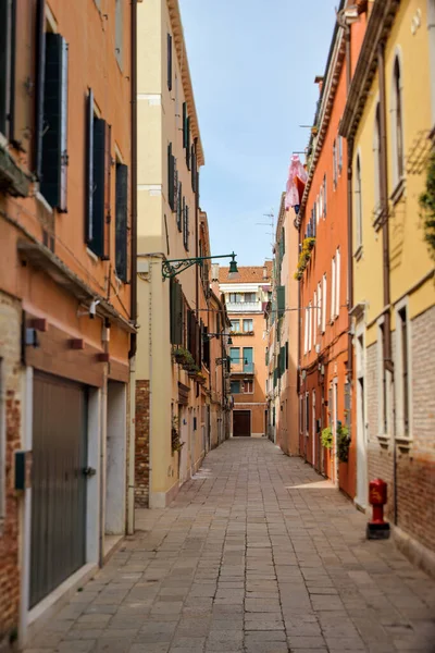 Picturesque Alleys Venices City Center Exhibiting Its Unique Charm Timeless — Stock Photo, Image