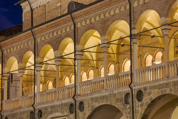 Padua Italien April 2023 Belysta Balkonger Medeltida Palazzo Della Ragione — Stockfoto