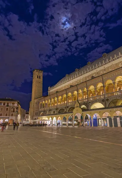 Padua Italien April 2023 Nattliv Scen Med Människor Som Strosar — Stockfoto