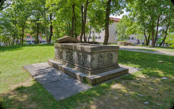 Medieval Bihac Sarcophagus Also Referred Tomb Croatian Nobles Located Park — Zdjęcie stockowe