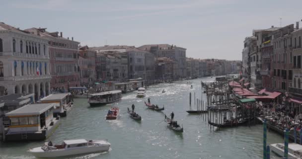 Venedik Talya Nisan 2023 Rialto Köprüsü Nden Büyük Kanal Manzarasını — Stok video