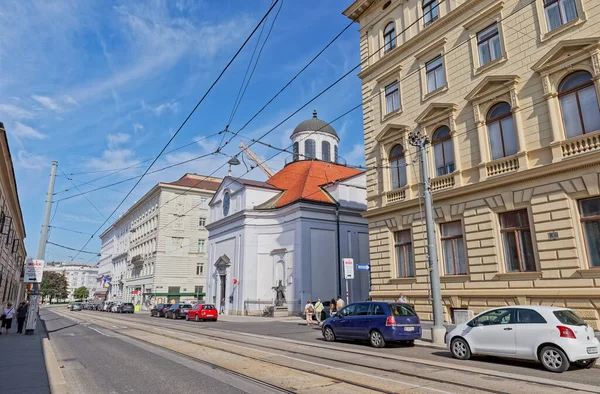 Vienna Áustria Setembro 2018 Vista Rua Edifício Santa Cruz Igreja — Fotografia de Stock