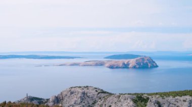 Velebit kanalındaki Goli Otok adası, eski komünist Yugoslavya siyasi muhalifler hapishanesi