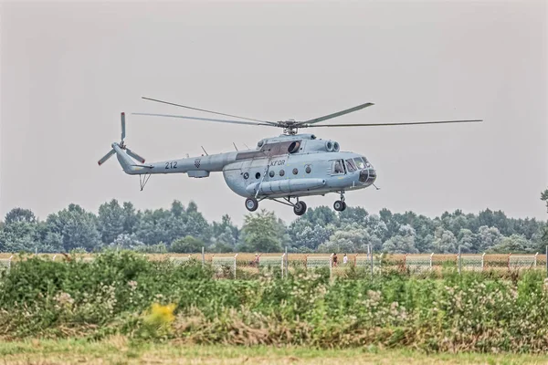 Varazdin Croacia Julio 2018 Helicóptero Mil Del Ejército Croata Vuela — Foto de Stock