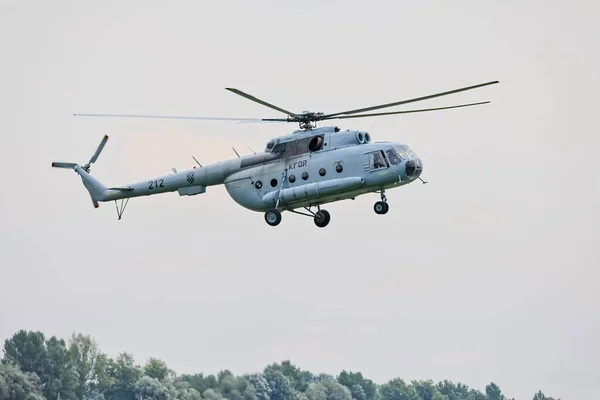 Varazdin Croatia 2018年7月21日 克罗地亚陆军Mil 8直升机在空中飞行 — 图库照片