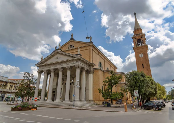 San Dona Piave Italia Julio 2023 Impresionante Vista Catedral Parroquial —  Fotos de Stock