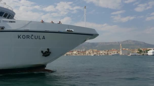 Split Croatia Iunie 2020 Feribotul Jadrolinija Numit Korcula Ajunge Portul — Videoclip de stoc