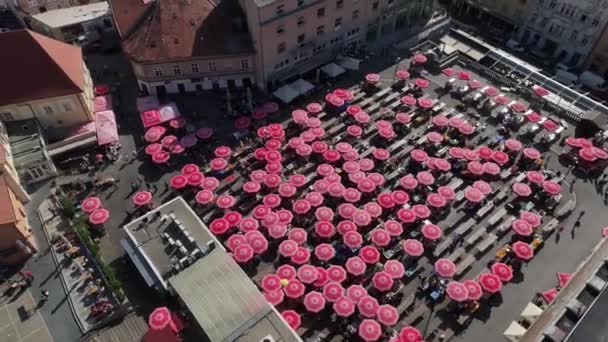 Zagreb Chorvatsko Října 2023 Letecký Pohled Pulzující Červené Deštníky Dolac — Stock video