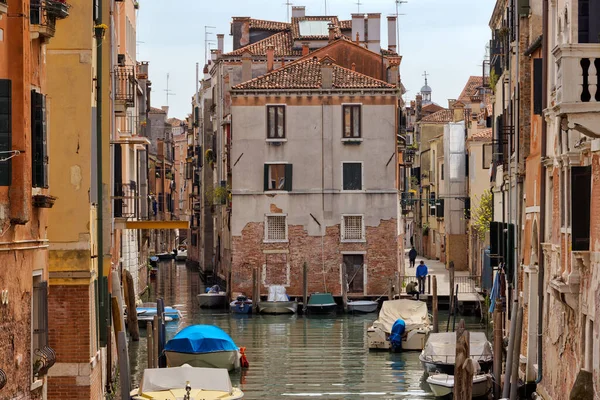 베니스 이탈리아 2023 베니스 역사적인 중심부의 오래된 상징적 도시의 시간을 스톡 사진