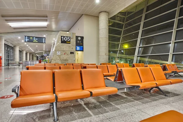 Abflughalle Des Internationalen Flughafens Internatsbereich Mit Leeren Sitzen — Stockfoto