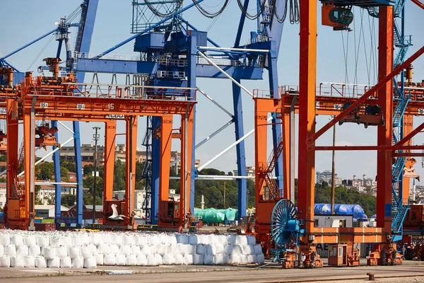 Cranes Comercial Seaport Bosphorus Strait Istanbul Turkey — Stock Photo, Image