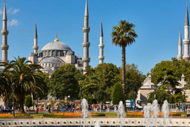 Blue mosque in Sultanahmet neighborhood. Istambul landmark, Turkey