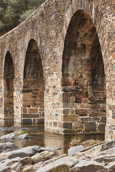Ponte Pedra Antiga Rio Alagon Sotoserrano Salamanca Espanha — Fotografia de Stock