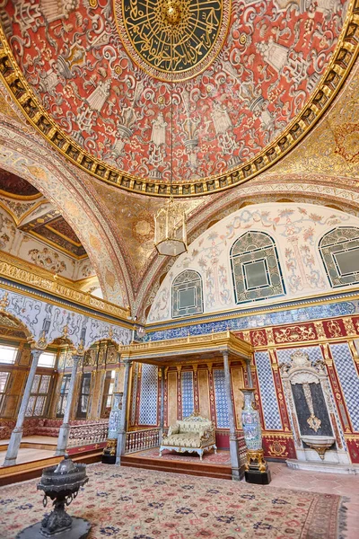 Interior Del Palacio Topkapi Sala Imperial Trono Sultán Estambul Turquía — Foto de Stock