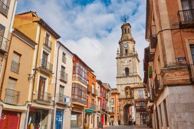 Toro şehrinde renkli cepheli geleneksel cadde. Zamora, İspanya