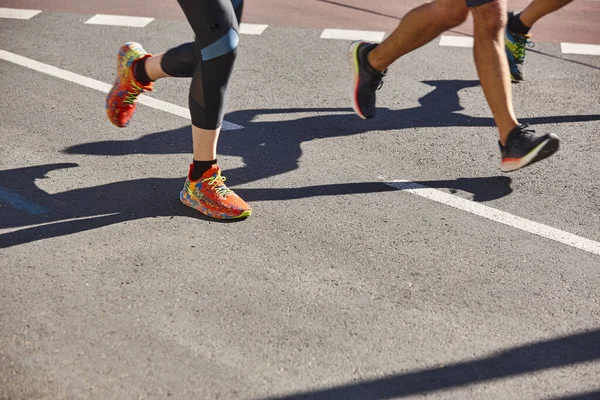 Läufer Auf Der Straße Gesunder Lebensstil Bewegungsübungen Leichtathletik — Stockfoto