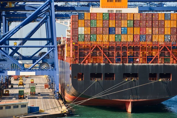Containers Vessel Global Market Cargo Shipping International Economy — Stock Photo, Image