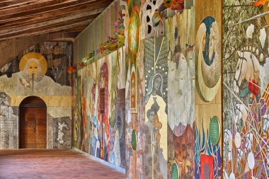 Aziz Emilion Kilisesi manastırı çizimleri. Bordeaux yakınlarında tarihi bir köy. Fransa