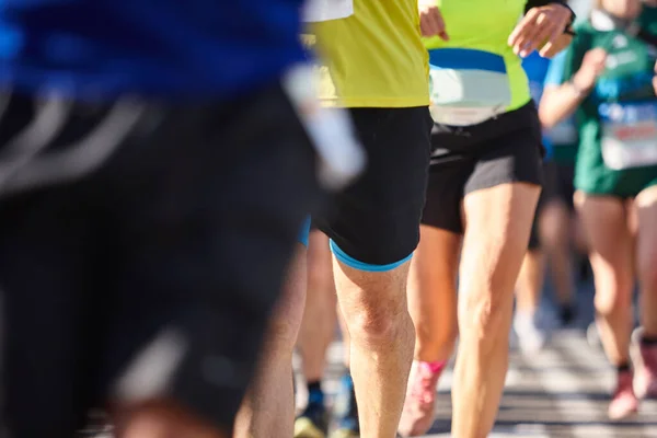Běžci Ulici Zdravý Životní Styl Pohybové Cvičení Atletika — Stock fotografie