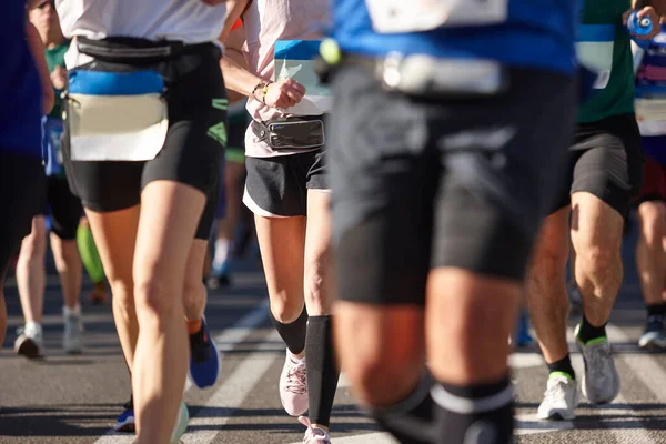 街上的跑步者健康的生活方式运动练习 — 图库照片