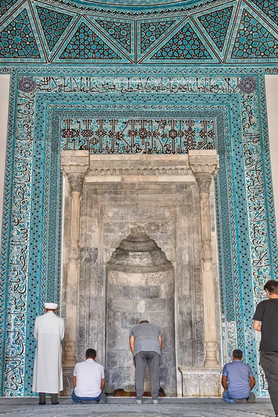 알라딘 모스크 내부입니다 — 스톡 사진