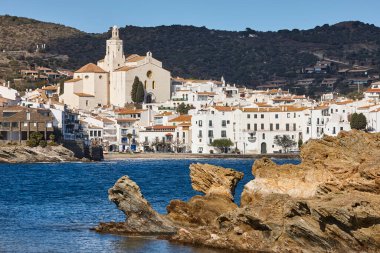 Kadavra 'nın Akdeniz köyü. Costa Brava, Girona. İspanya