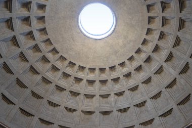 Roma Panteonu kubbeyi açık bıraktı. İtalya 'da mimari dönüm noktası