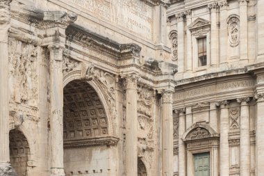 Roma Forumu anıtsal arkeolojik alanı. Septimio Severo Kemeri. Roma, İtalya