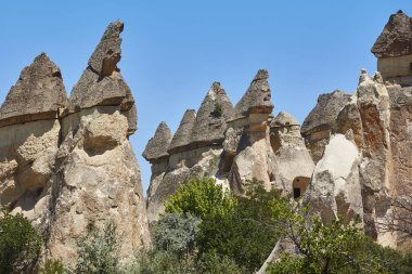 Pasabag Vadisi 'nde resimli kaya oluşumları. Türkiye 'de jeolojik dönüm noktası