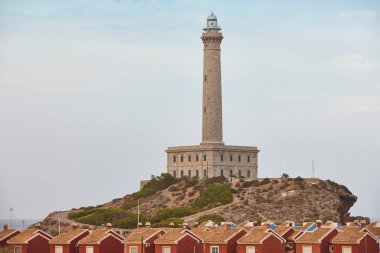 Gün batımında Cabo de Palos deniz fenerinde. Murcia, İspanya
