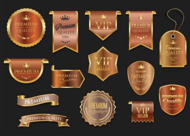 Altın lüks etiketler ve rozetler altın prim kalite sertifika kurdeleleri vektör illüstrasyonu