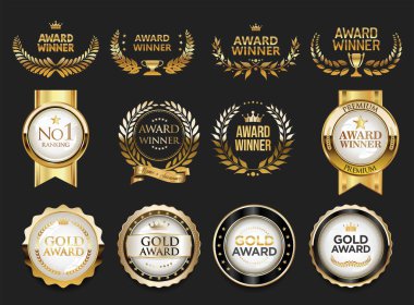 Ödüllü amblem altın defne çelengi, rozet ve siyah arka planda izole etiketler koleksiyonu 
