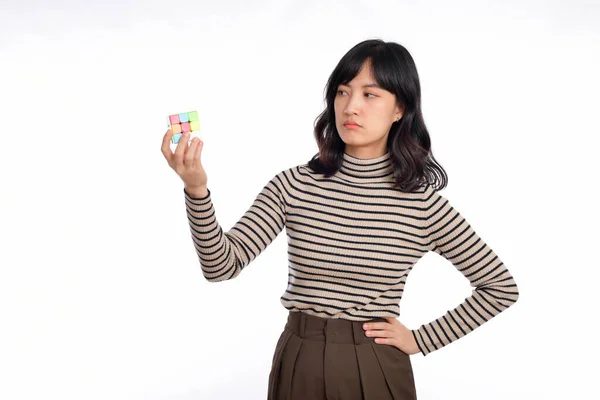 Asian Woman Holding Puzzle Cube Standing White Background Solving Cubic — Stok fotoğraf