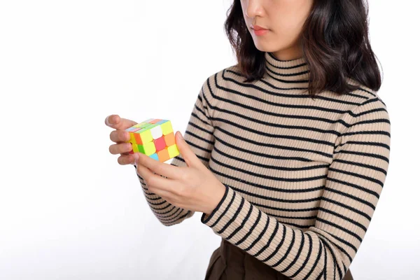 Asian Woman Holding Puzzle Cube Standing White Background Solving Cubic — Stock Photo, Image